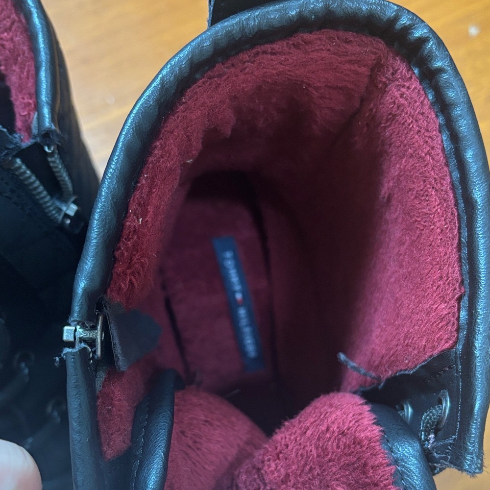 Tommy Hilfiger Black Quilted Winter Boots - Picture 9 of 11
